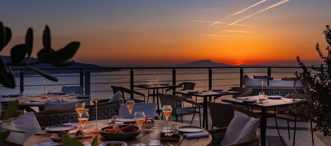 Vista Skybar & Dining-圣阿涅洛必去景点