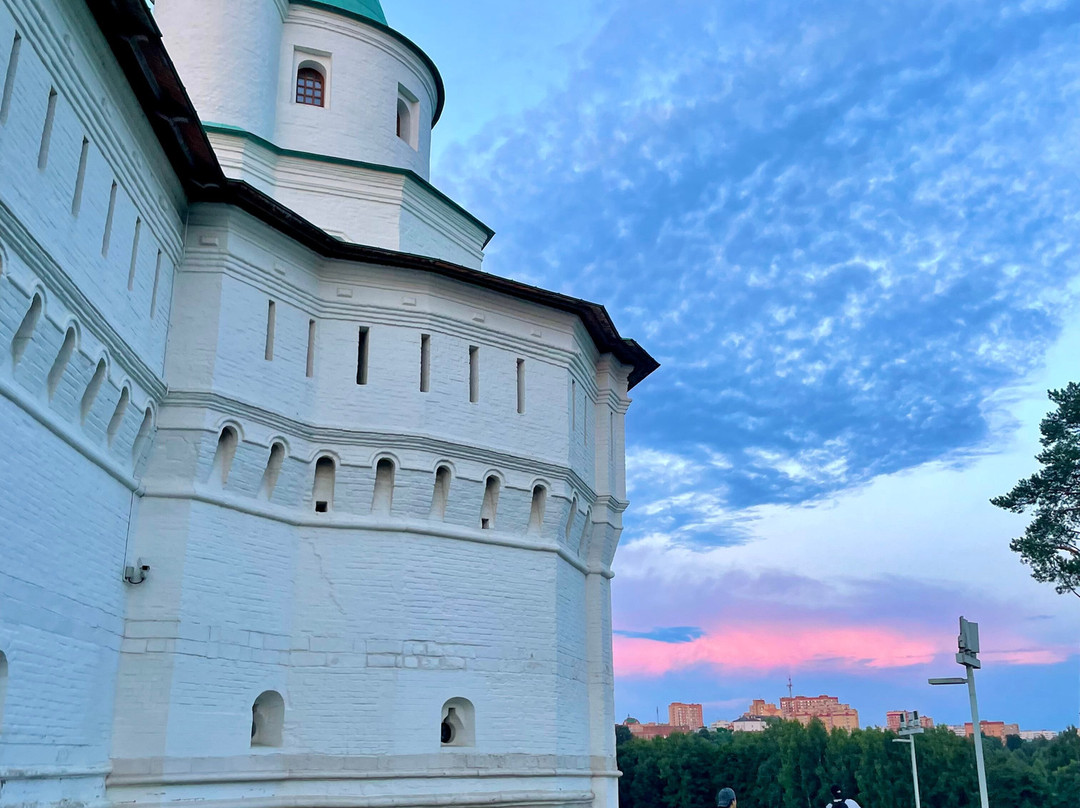 Fortress Walls of the New Jerusalem Monastery-Istra必去景点