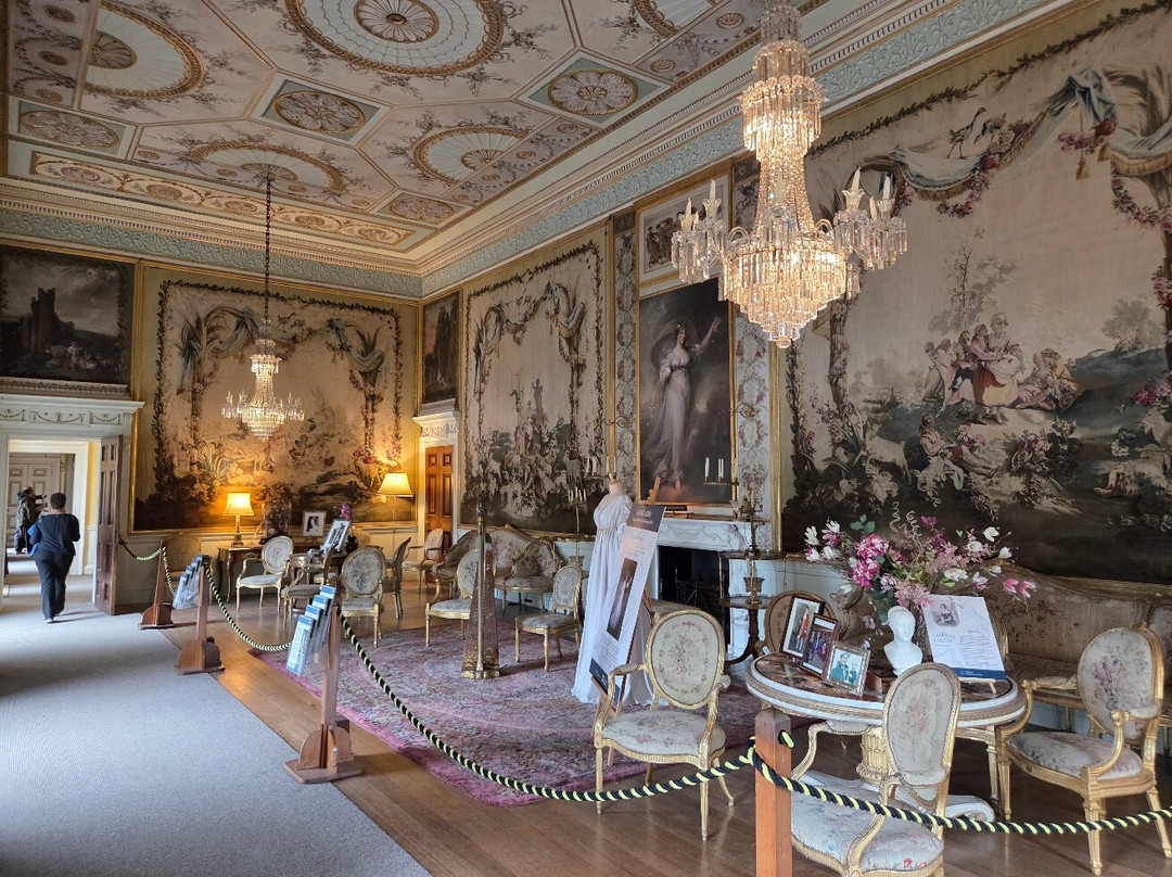 Inveraray Castle & Gardens-因弗雷里必去景点