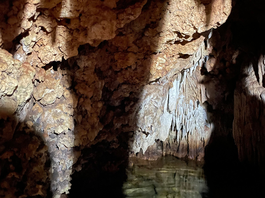 Las Cuevas de Cabarete-喀巴里特必去景点
