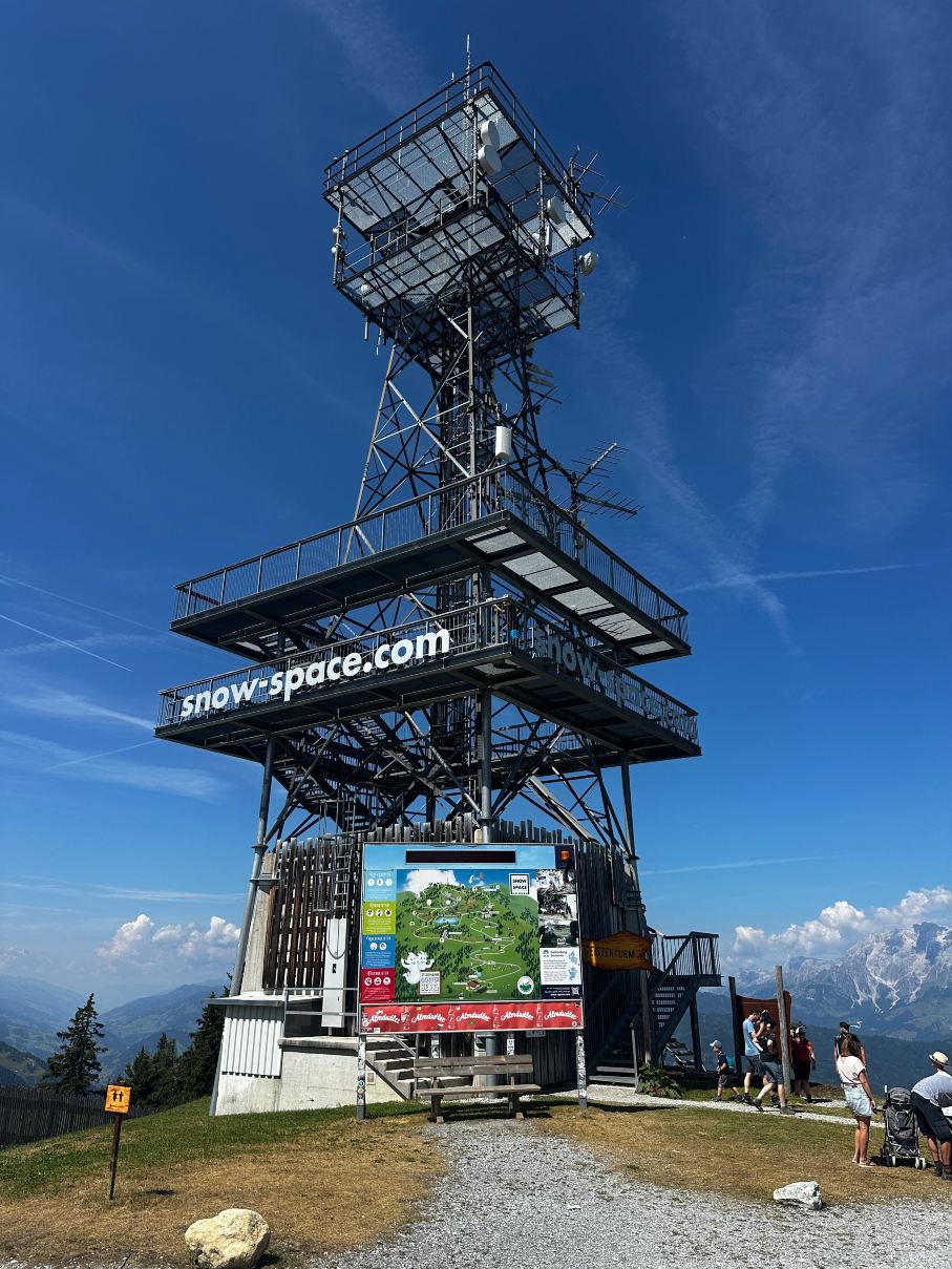 圣约翰高山之地酒店-旅行者