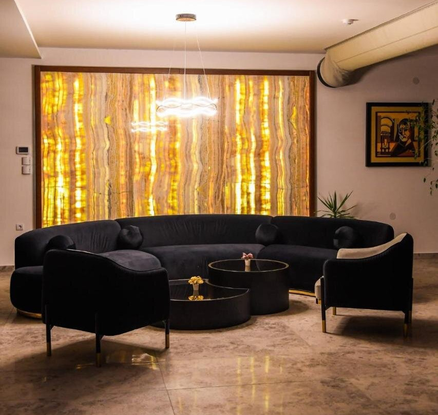 Alexander Resort