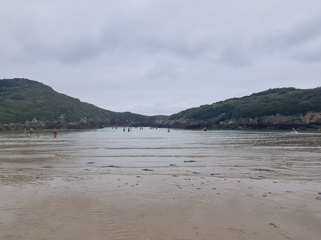 Playa de Poo-Poo de Llanes必去景点