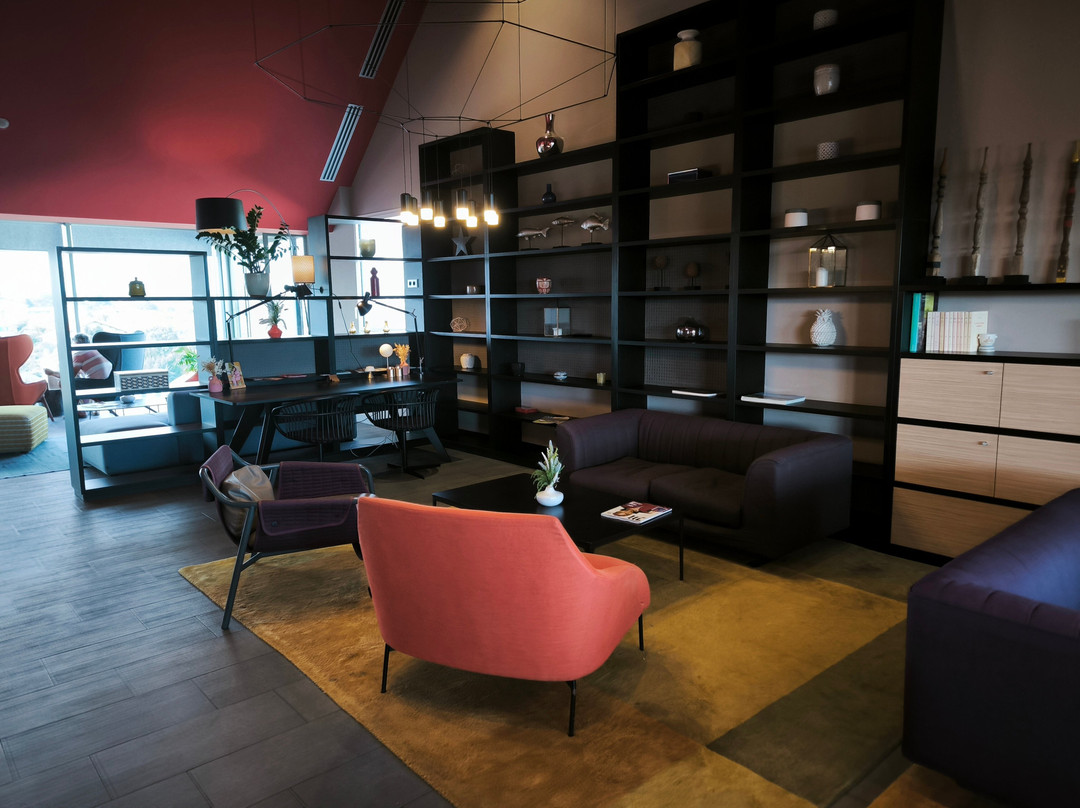 巴约讷中心 OKKO 酒店主图