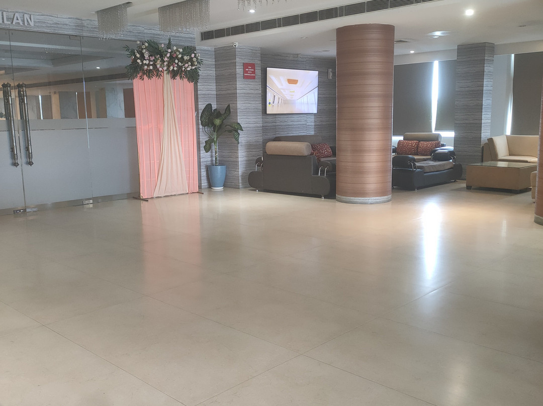 玛克里帕酒店和宴会厅主图