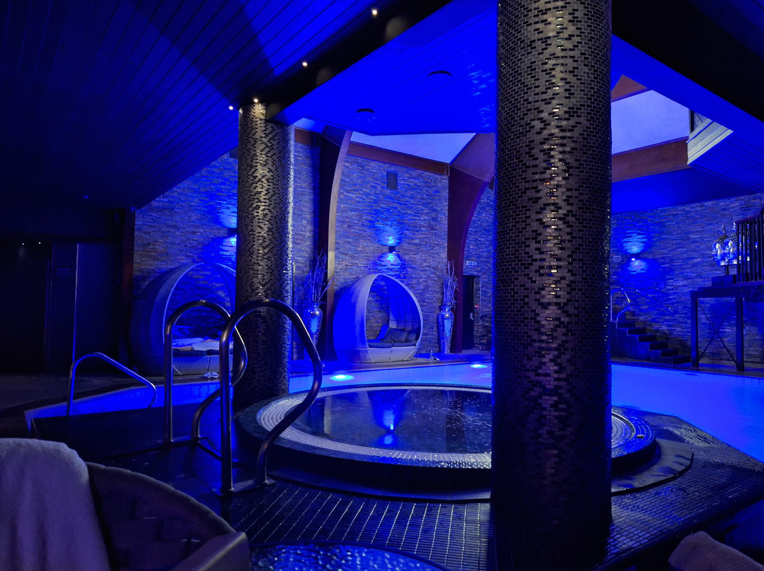 湖畔 Spa 酒店主图
