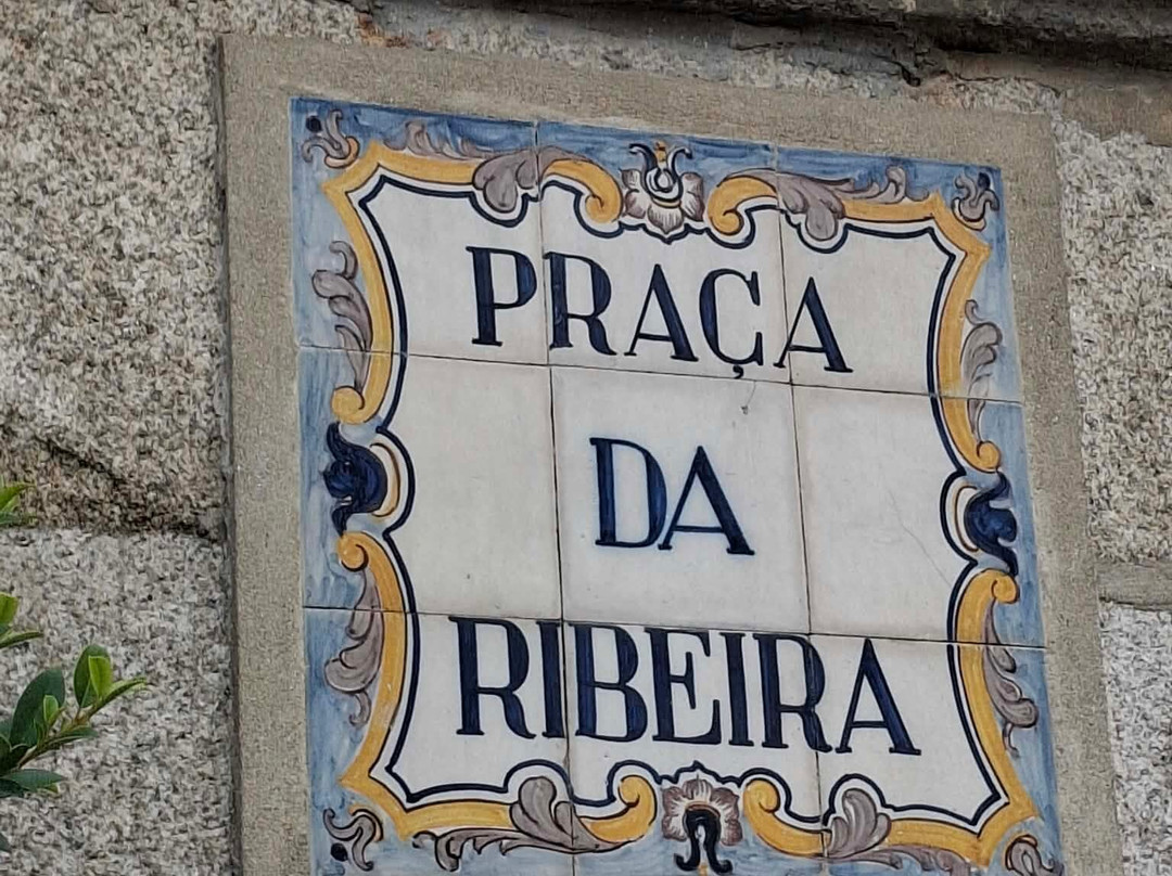 Praça Da Ribeira-波尔图必去景点
