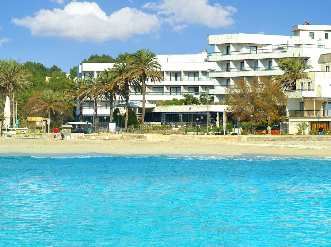 赛拉诺皇宫酒店主图