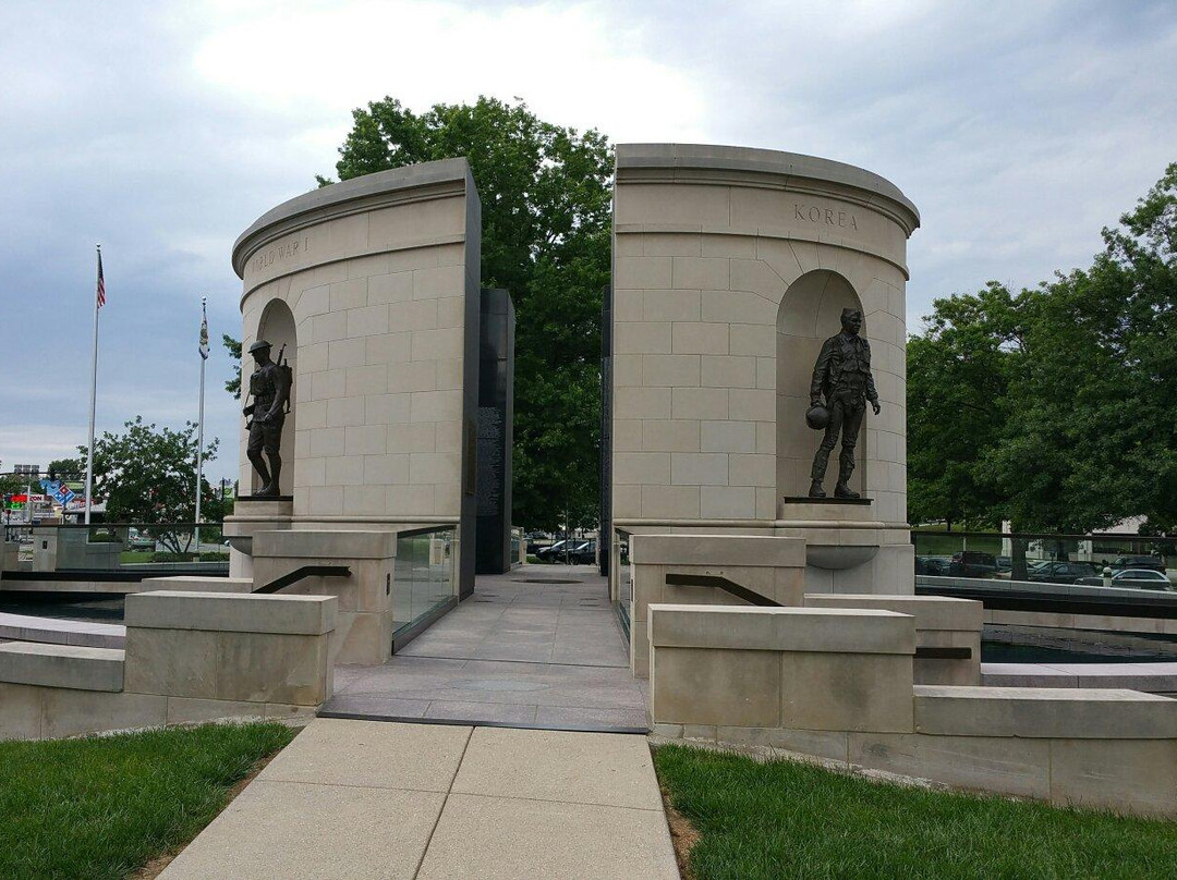 West Virginia Veterans Memorial景点图片