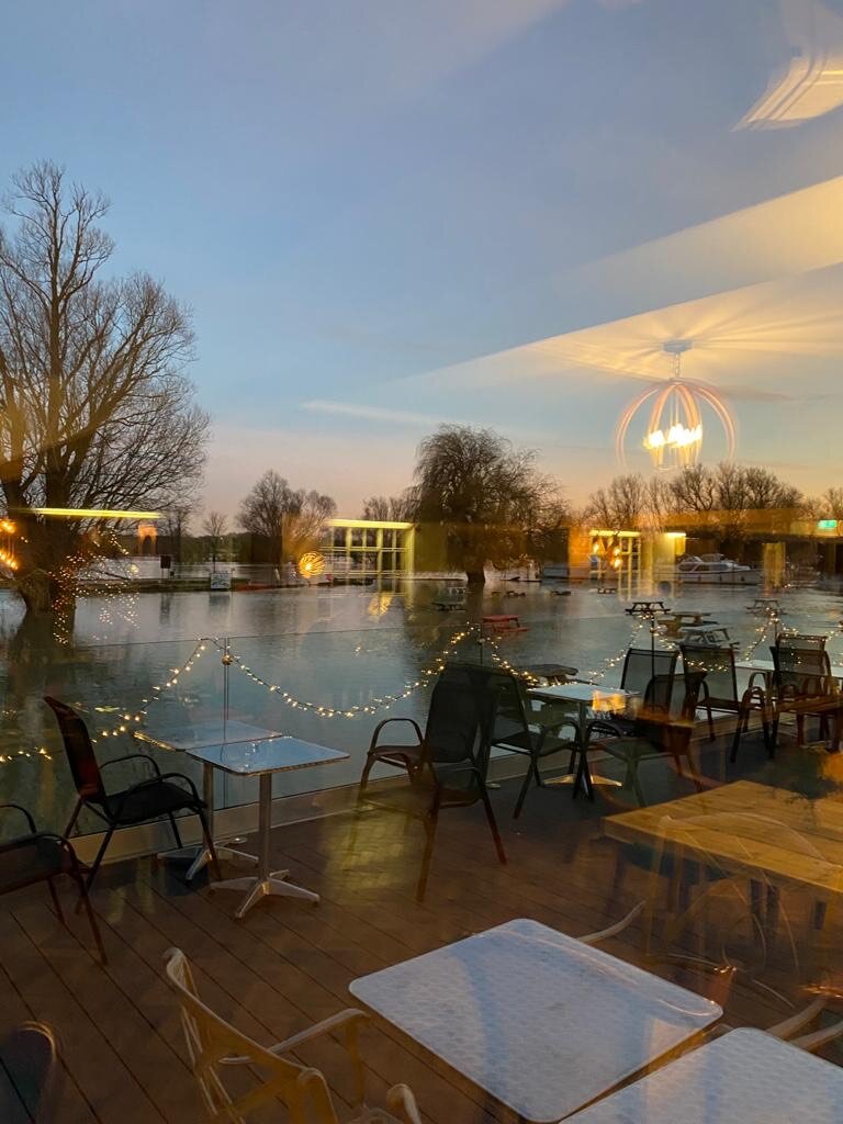 The Pike & Eel Hotel and Marina-浴室
