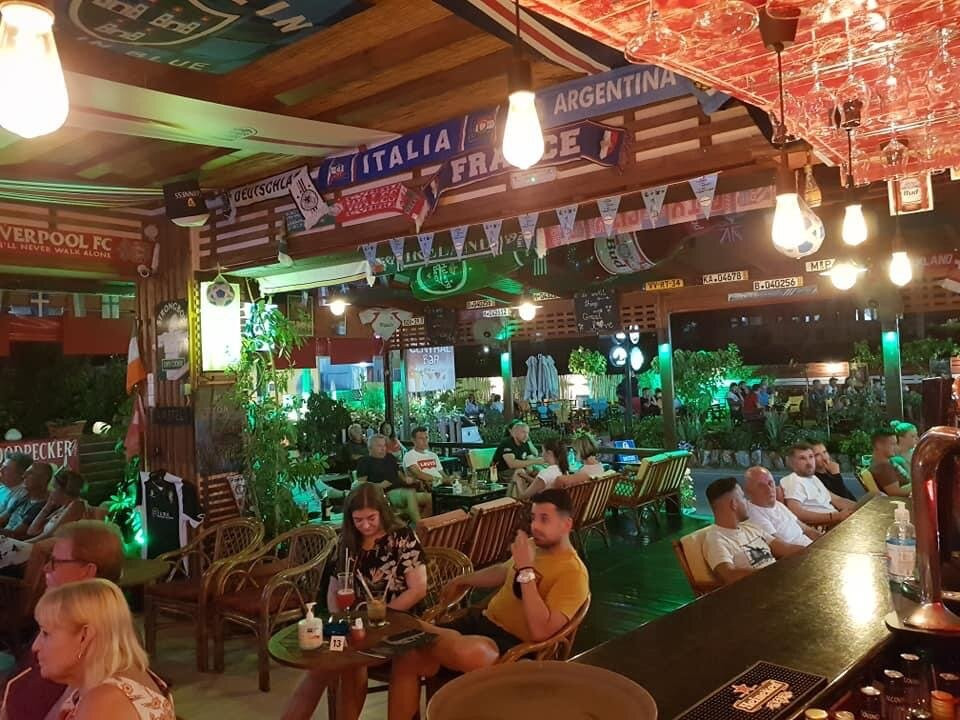 Central Bar-古韦斯必去景点
