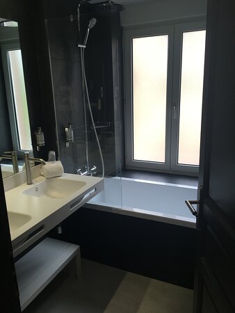 Hotel de La Jamagne & Spa-浴室