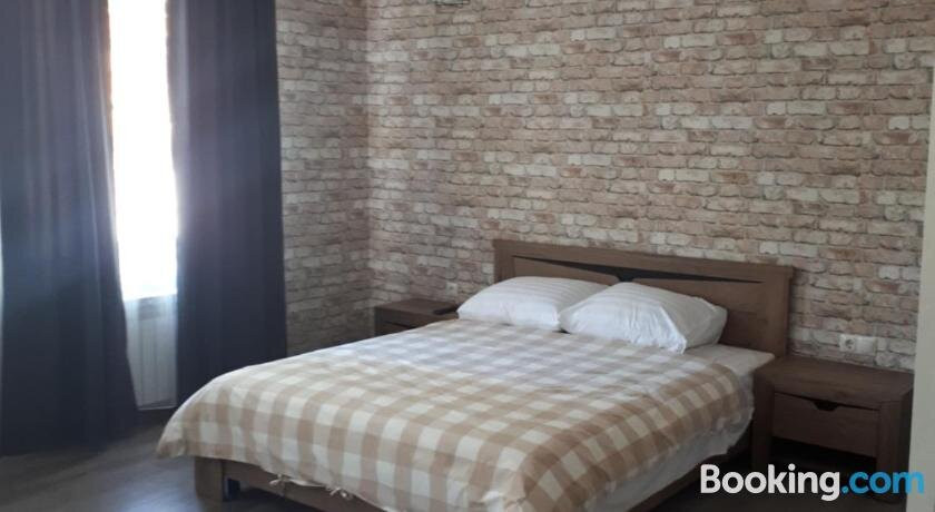 Fox Guesthouse