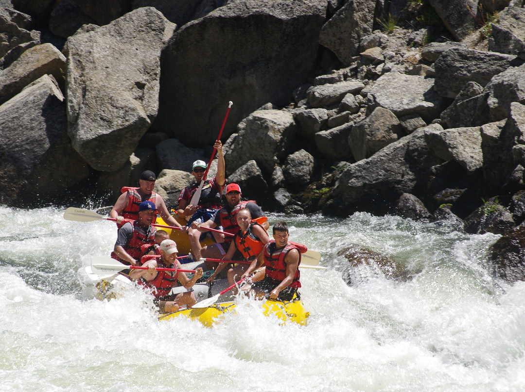 Tamarack Whitewater Rafting景点图片