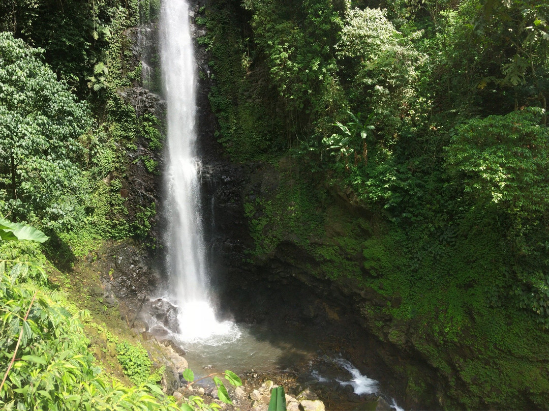 Melanting Waterfalls景点图片