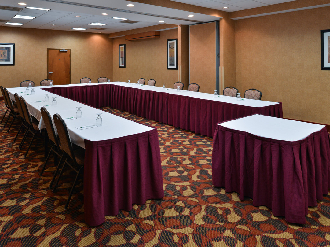 Holiday Inn Martinsburg by IHG主图