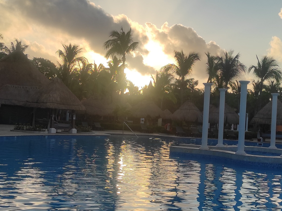 Iberostar Waves Paraíso Beach主图