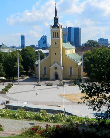 St John's Church景点图片