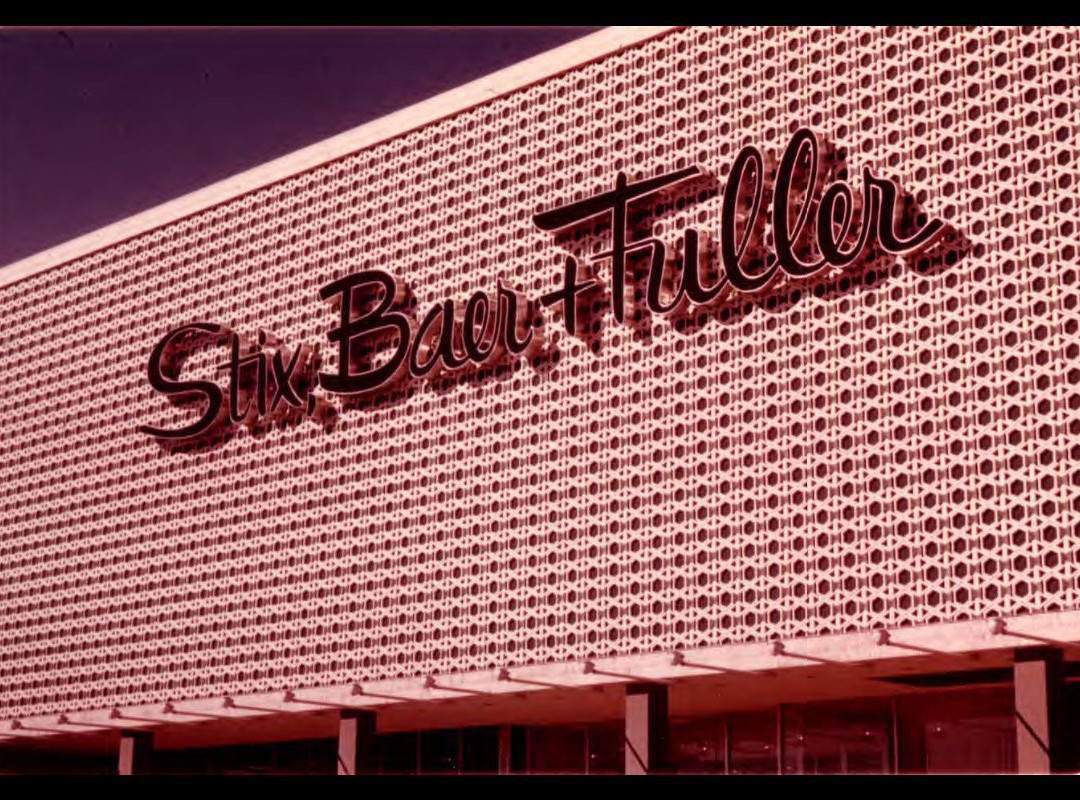 River Roads Mall-Jennings必去景点