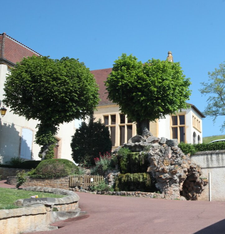 Château De Carillon景点图片