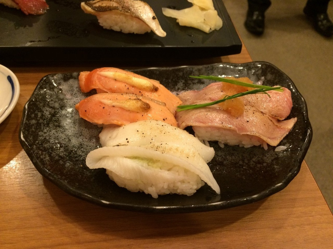 すしざんまい 新橋SL広場前店