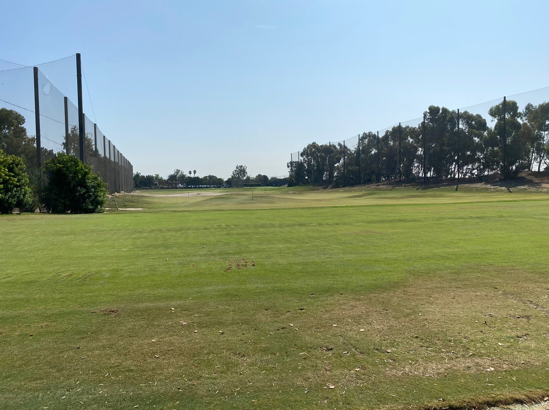 Old Ranch Golf Practice Center景点图片