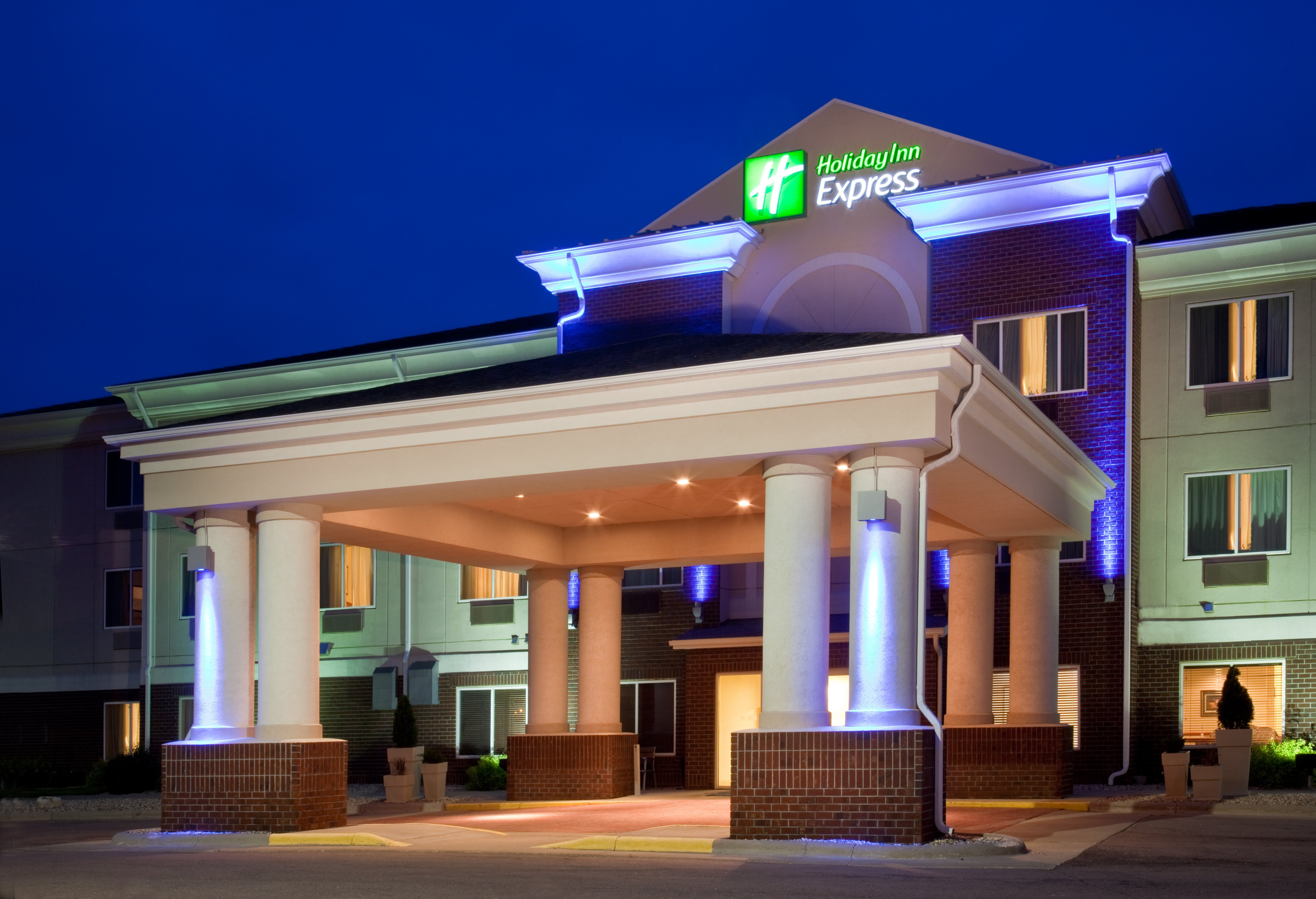 Holiday Inn Express & Suites Vermillion By IHG-官方