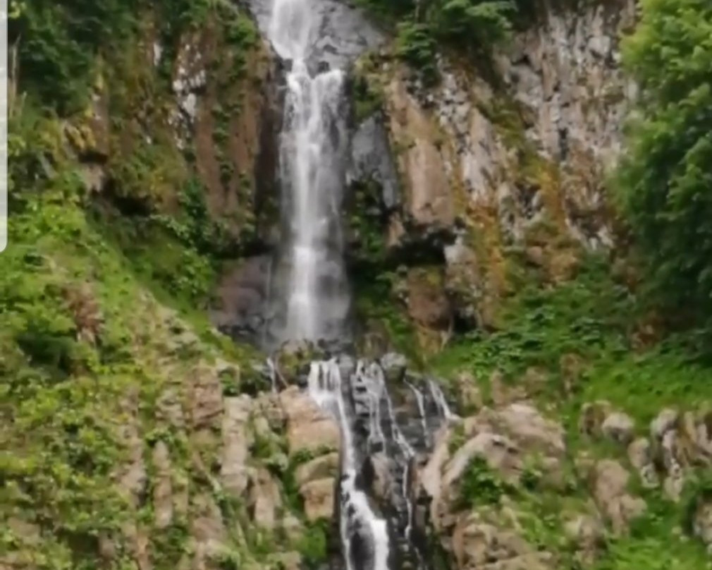 Uzundere Selalesi景点图片