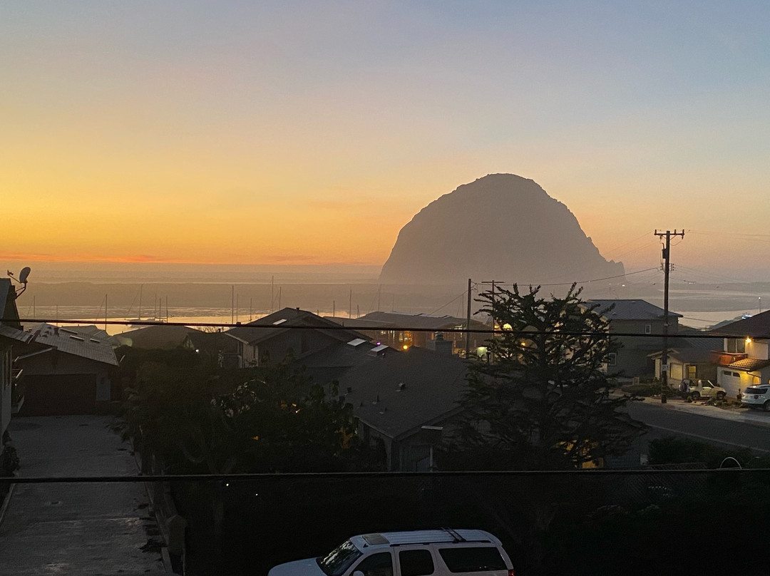 莫罗湾客栈主图