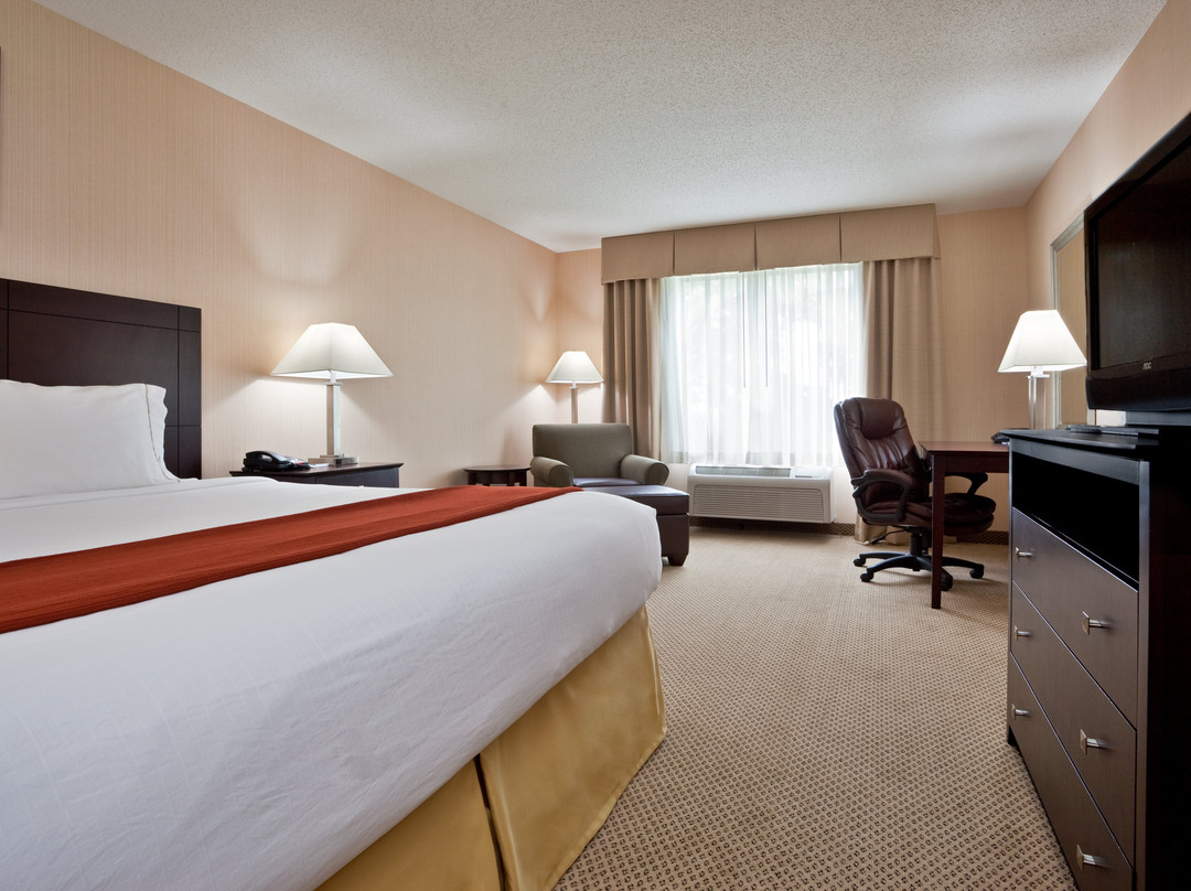 Holiday Inn Express & Suites Dayton North - Tipp City by IHG主图