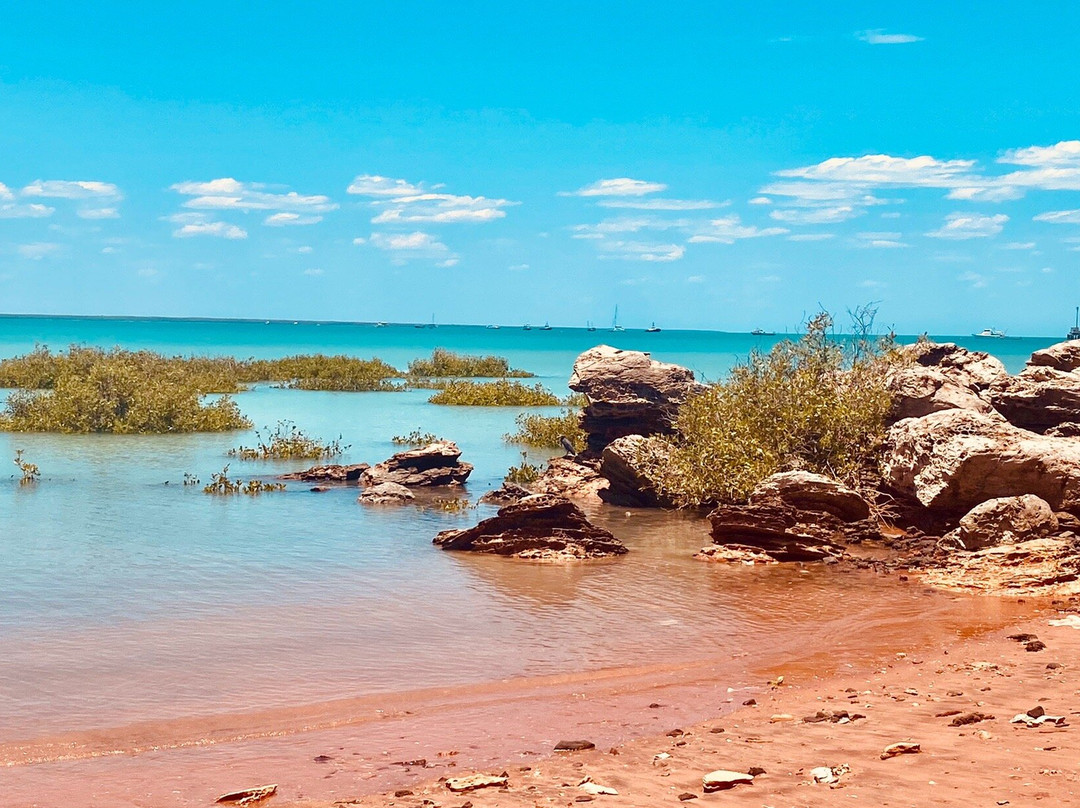 Broome Hovercraft景点图片