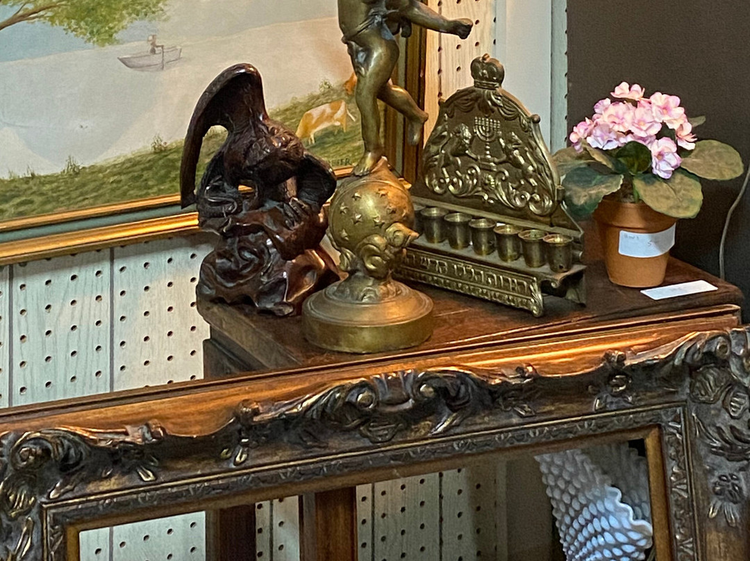 Antique Crossroads-黑格斯敦必去景点