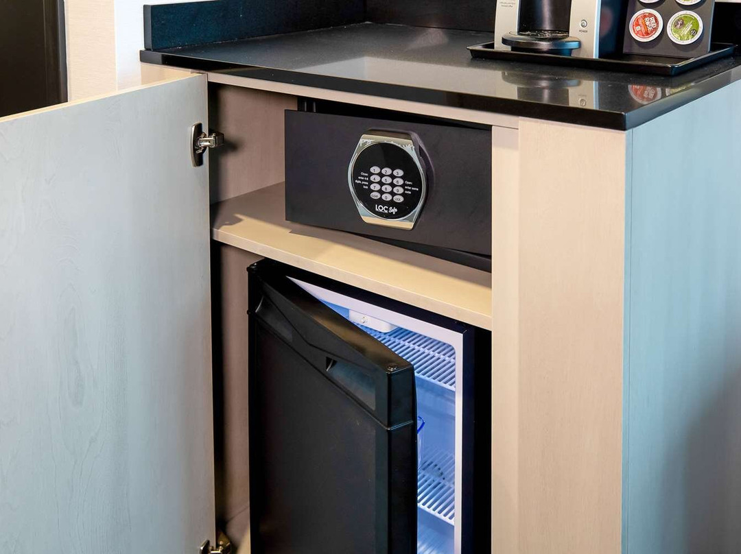 Quality Inn & Suites Brossard主图