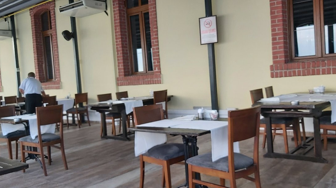 蒙塔尼亚特级酒店主图