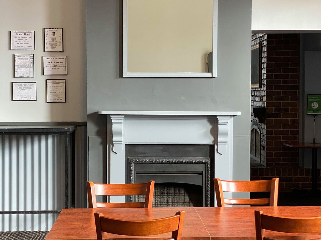 The Grand Hotel Millicent主图