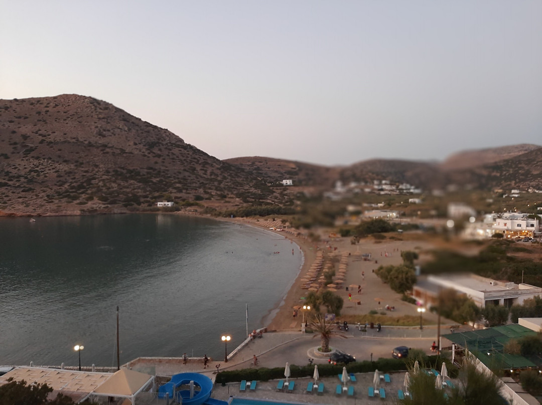 Dolphin Bay Seaside Resort & Suites主图