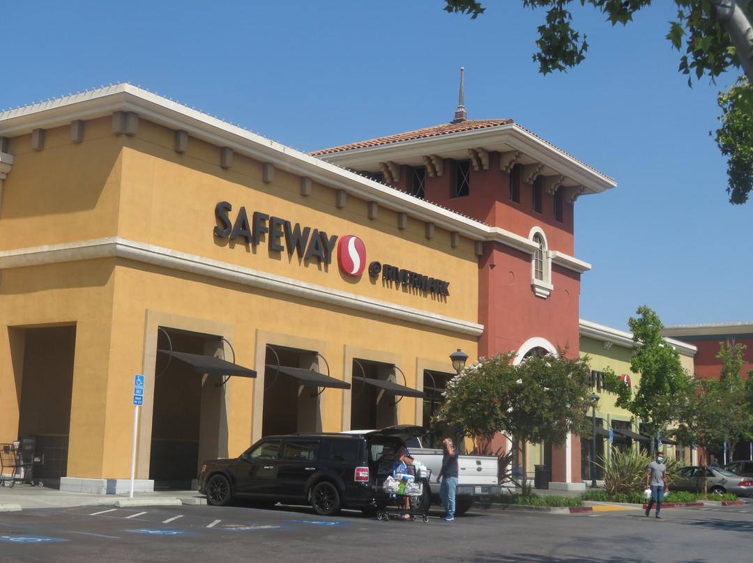 Rivermark Village Shopping Center-圣克拉拉必去景点