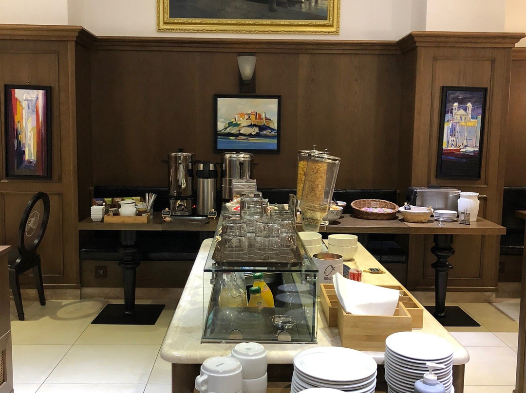 Hotel Les Voyageurs主图