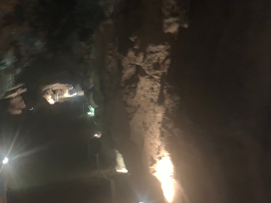 Katafyki Cave-Kythnos必去景点