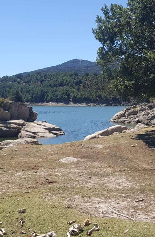 Lago Bau Muggeris-Villanova Strisaili必去景点