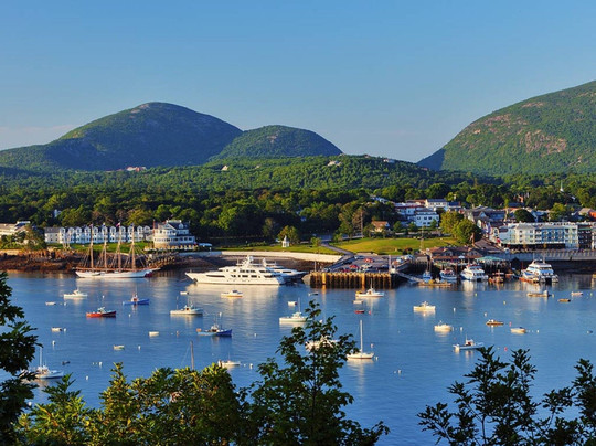 Travel With Action-巴港必去景点