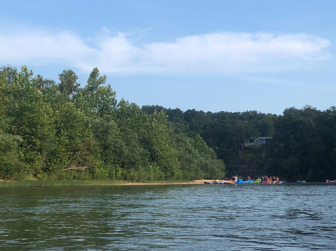 The Landing Canoe and Tube Trips景点图片