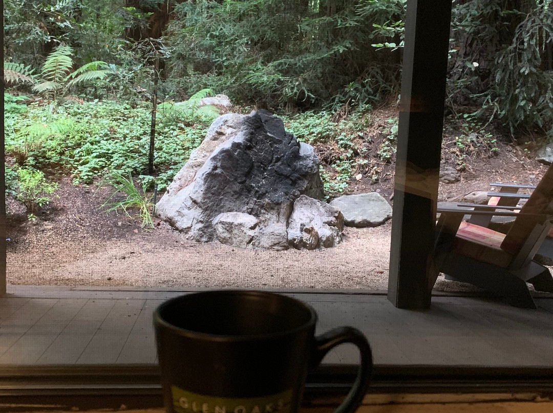 大苏尔格兰橡树酒店主图