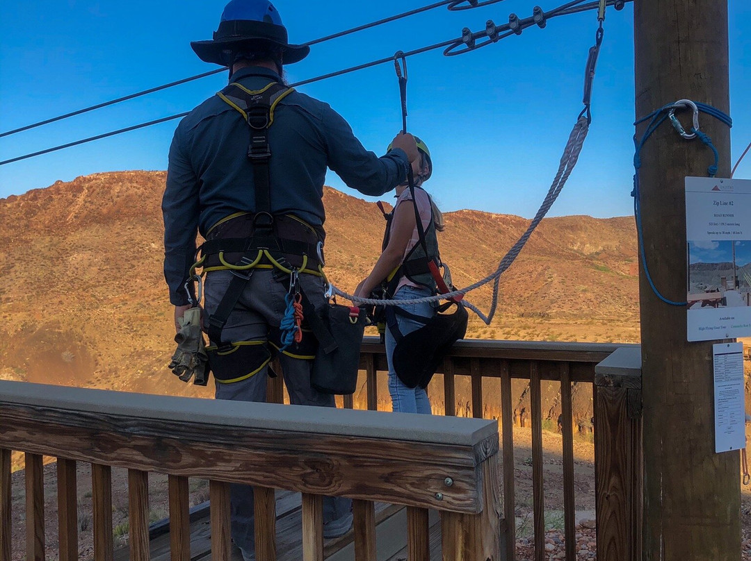 Lajitas Zip-Line Tour景点图片