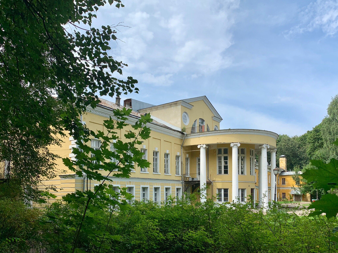 Sukhanovo Estate景点图片