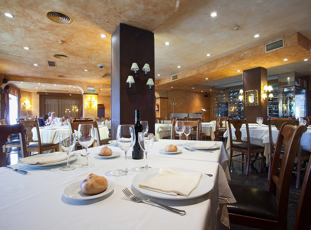 Hotel Don Carlos主图