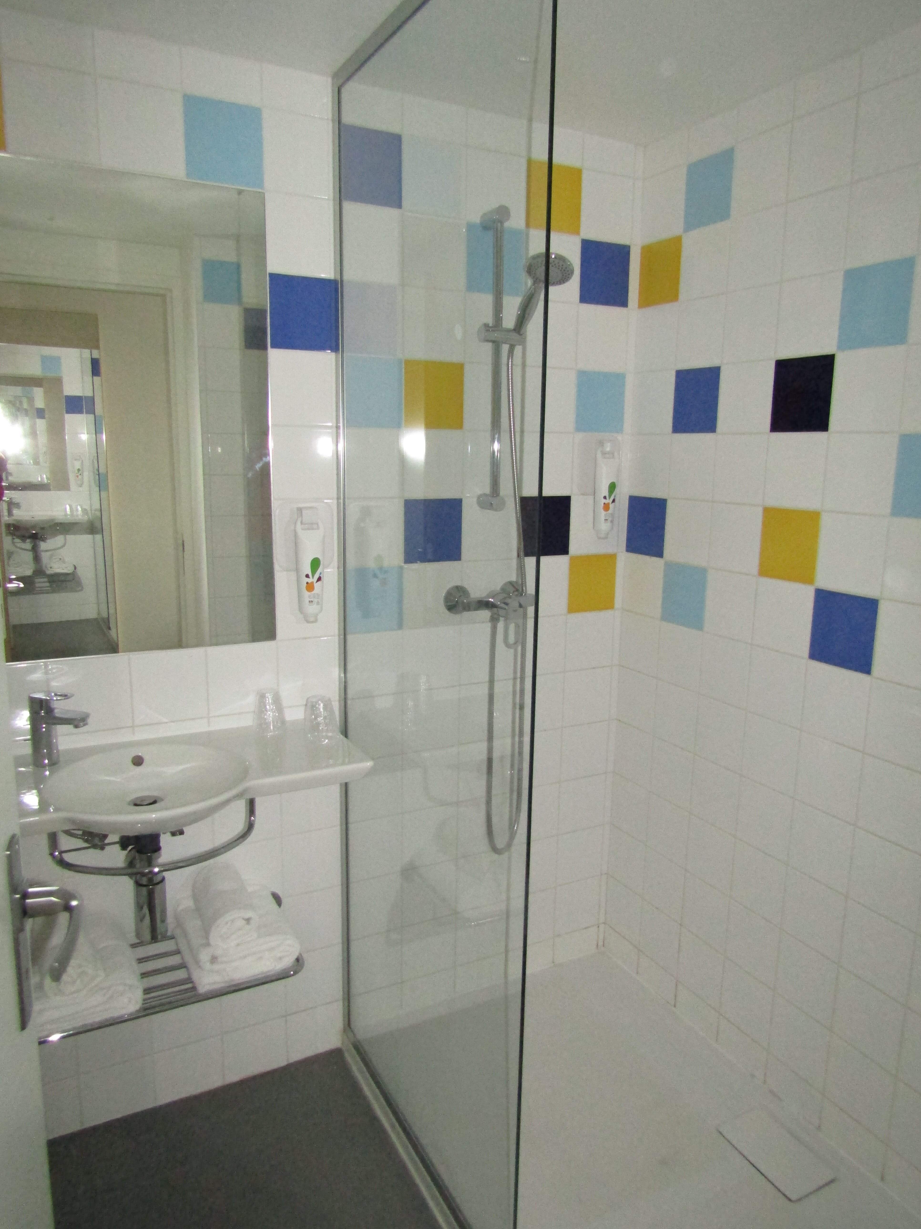 Ibis Styles Collioure Port-Vendres-浴室