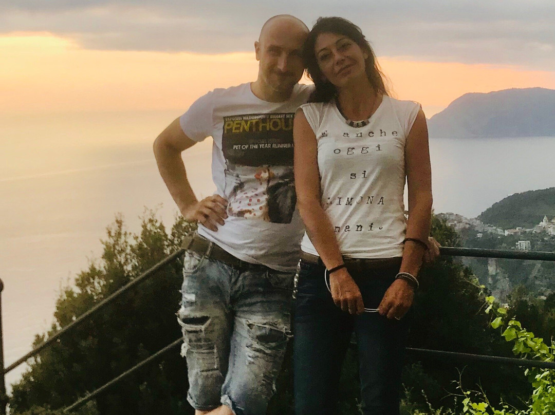 月神迪马索酒店主图