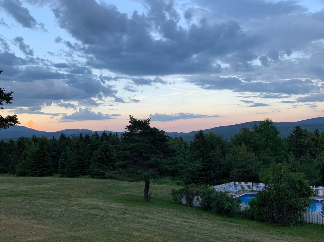 Country Club Inn主图