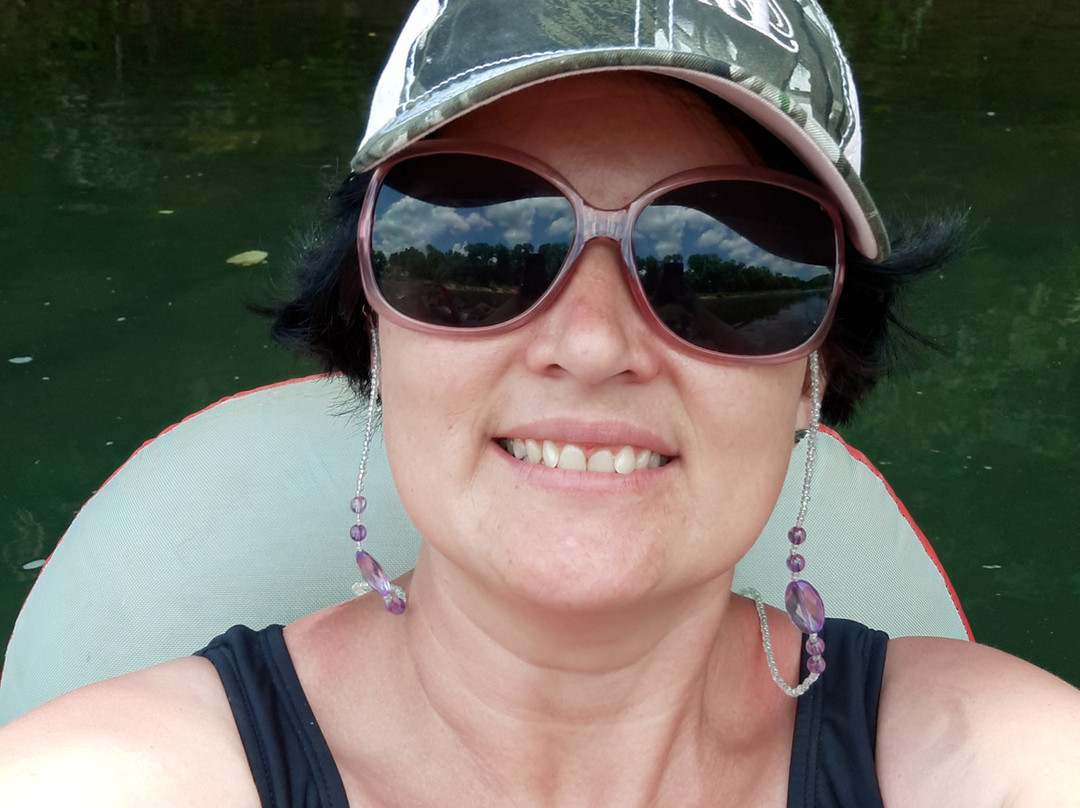 Camp Tomahawk Two-Mile Tube Float-Galena必去景点